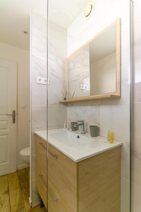 Select'Sohome - Appartement Renove Au Coeur Du Centre-Ville Du Lavandou - A Proximite Des Plages Et Commerces - Gaia Le Lavandou Bagian luar foto